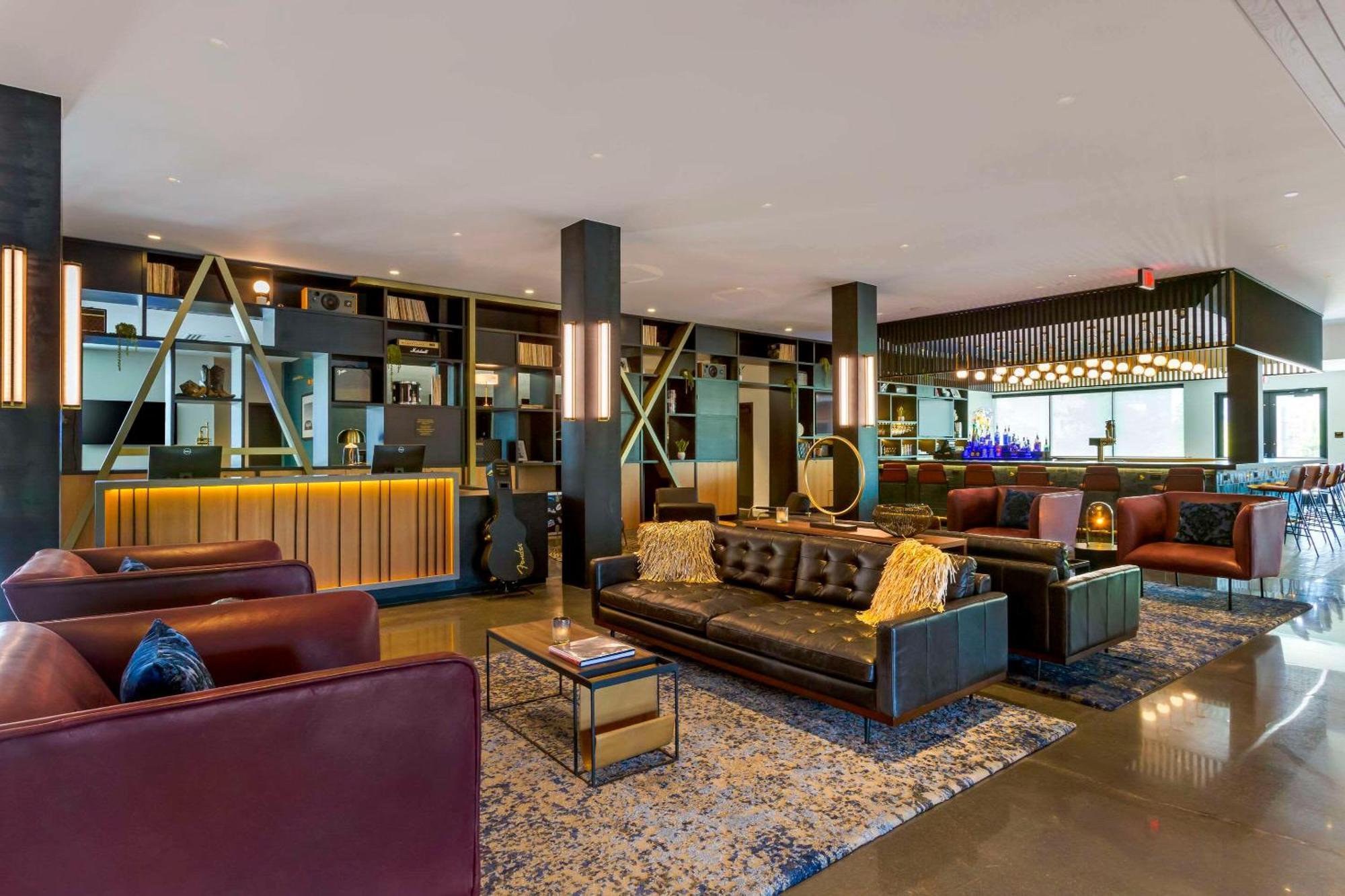 Cambria Hotel Austin Airport Exterior photo